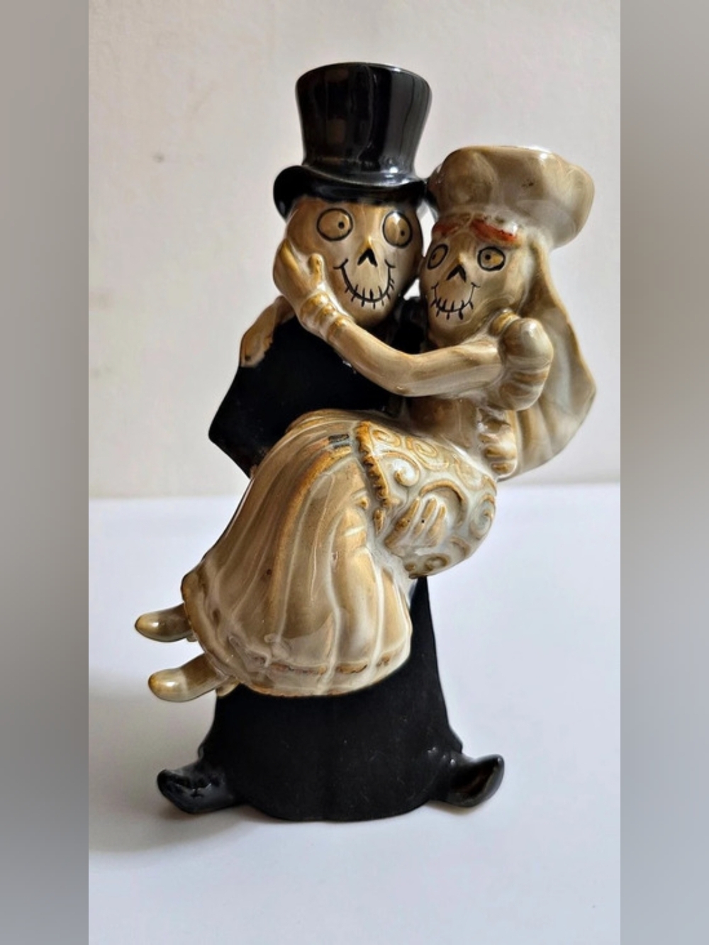 Yankee Candle Co. 2011 Boney Bunch Wedding Couple Halloween Decor Candle Holder